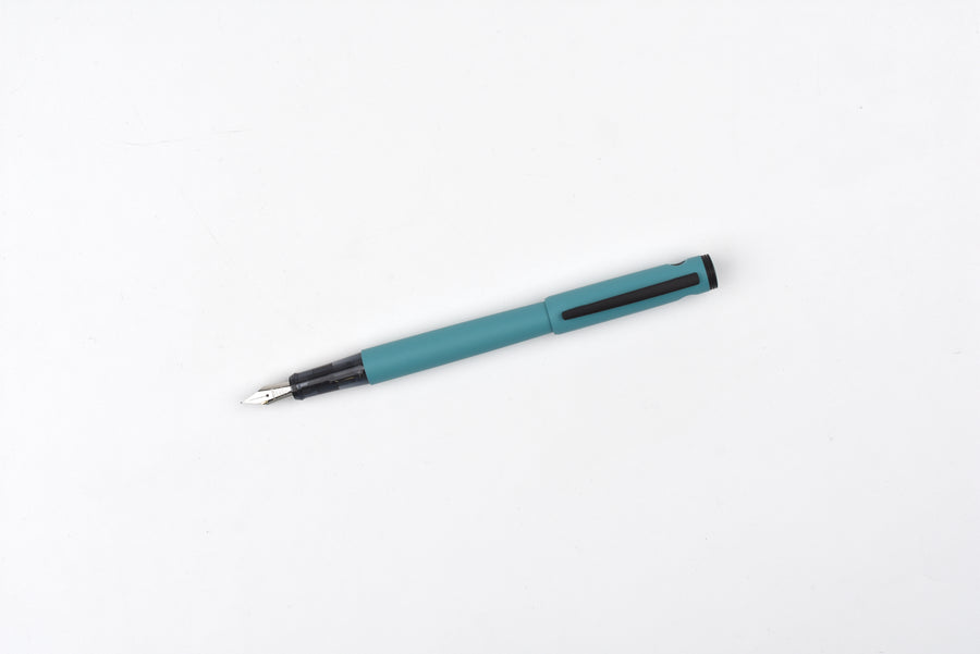 Pilot Explorer Fountain Pen - Matte Turquoise