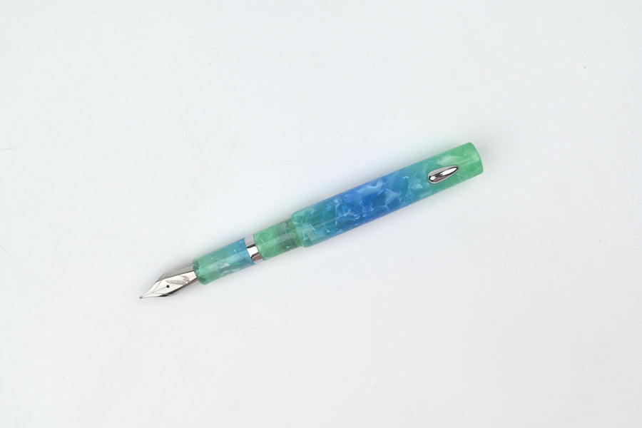 Fine Writing International Pencket Pocket Fountain Pen - Icicle