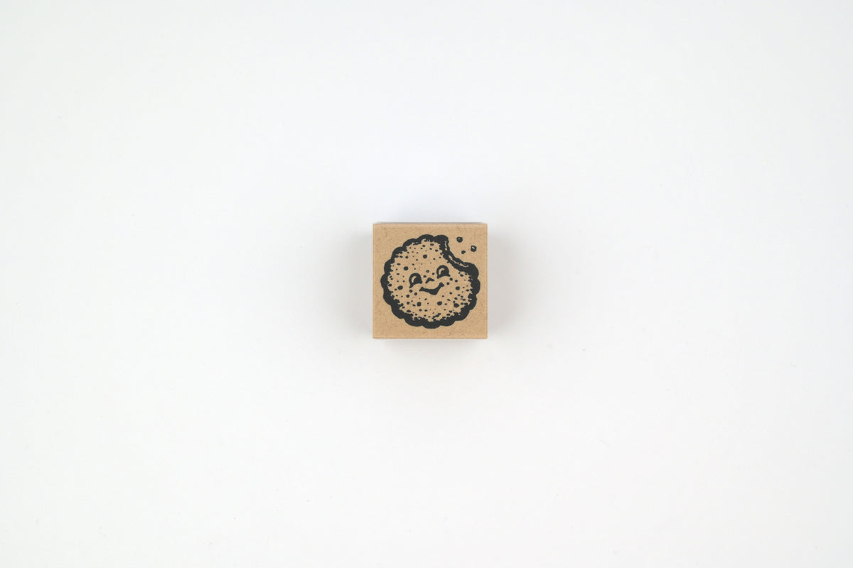 Cozyca - fragola Wooden Rubber Stamp - Biscuit