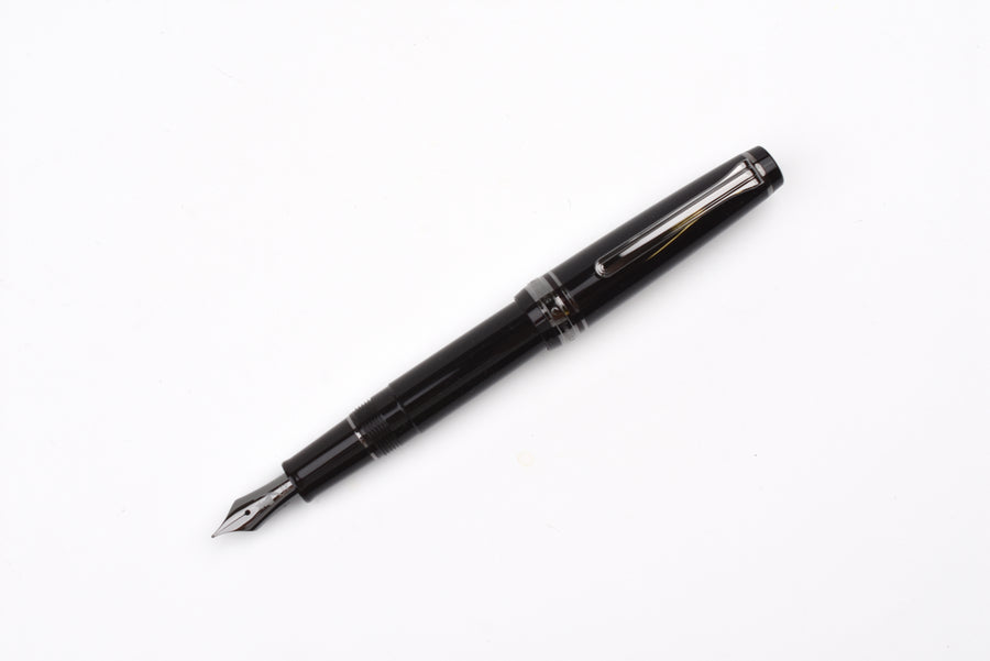 BUNGUBOX Original Fountain Pen - The Mini Witch