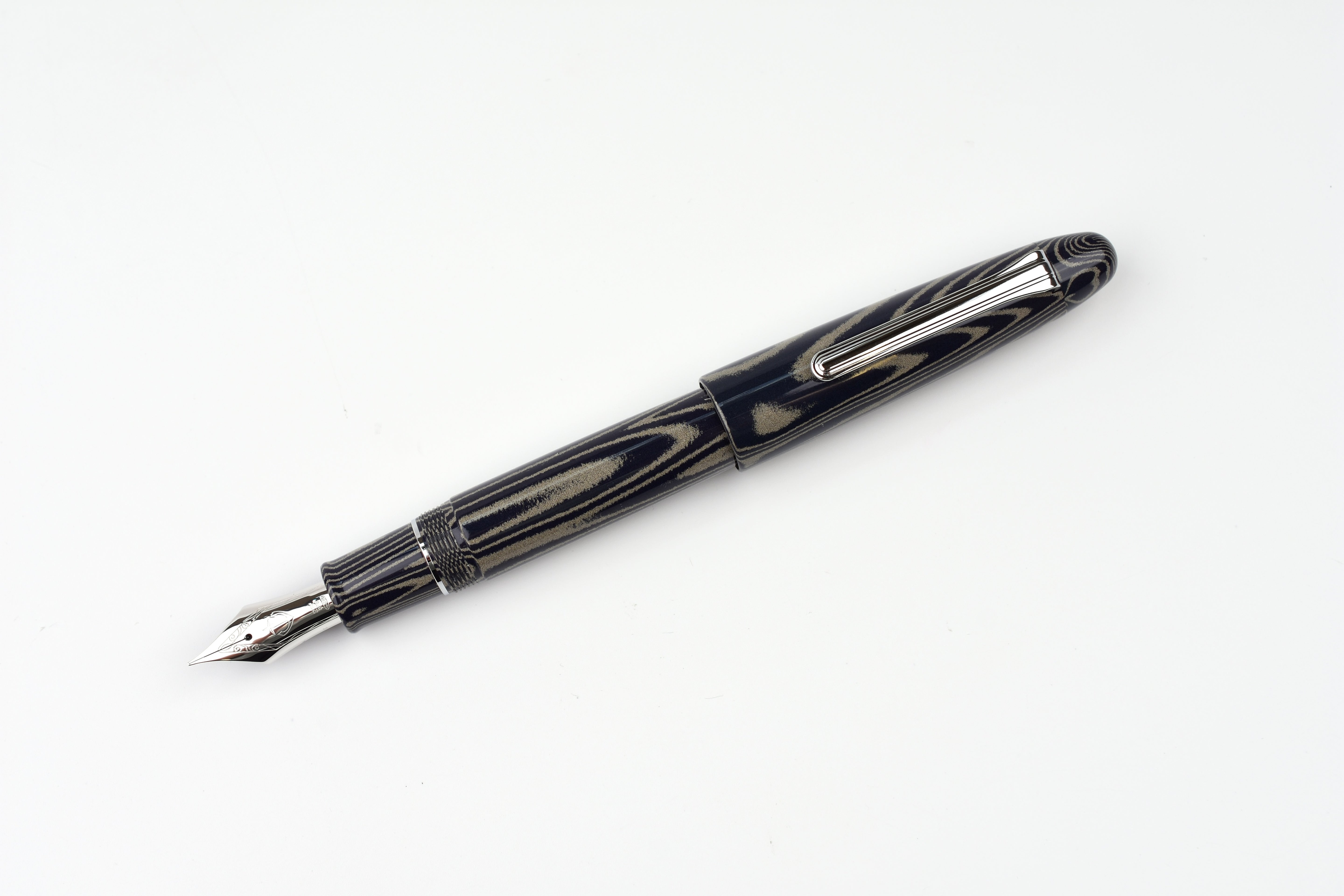 Sailor - King of Pen Ebonite Fountain Pen - Tenacious Tabby