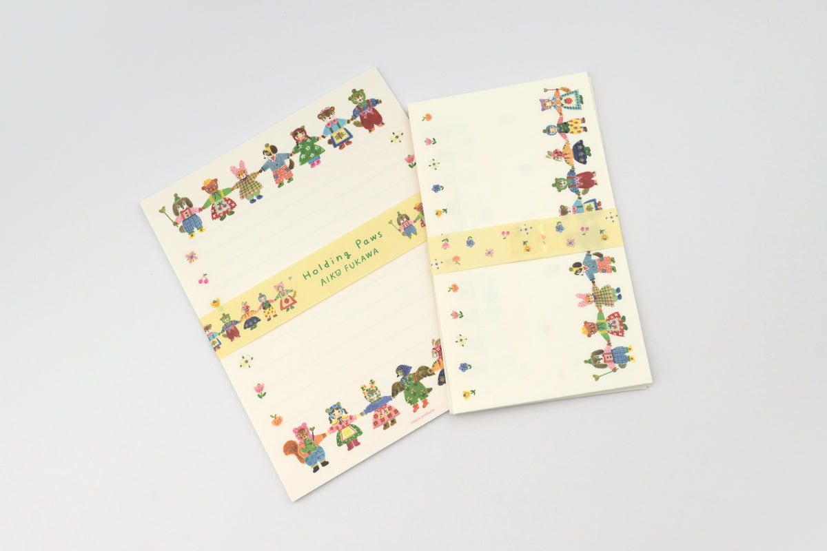 Cozyca - Aiko Fukawa Letter Set - Holding Paws