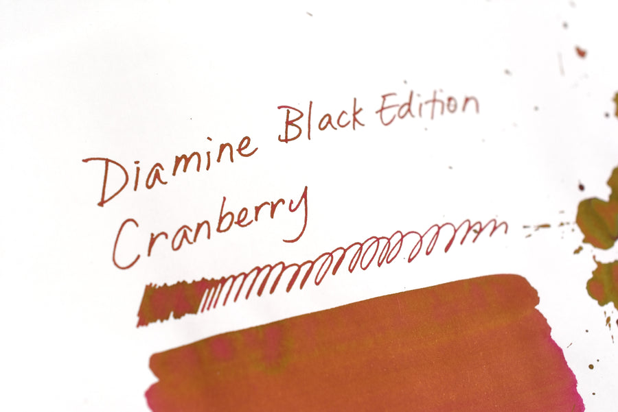 Diamine Black Edition - Standard - Cranberry