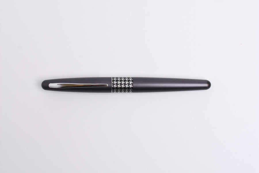 Pilot MR Metropolitan Fountain Pen - Retro Pop - Gray