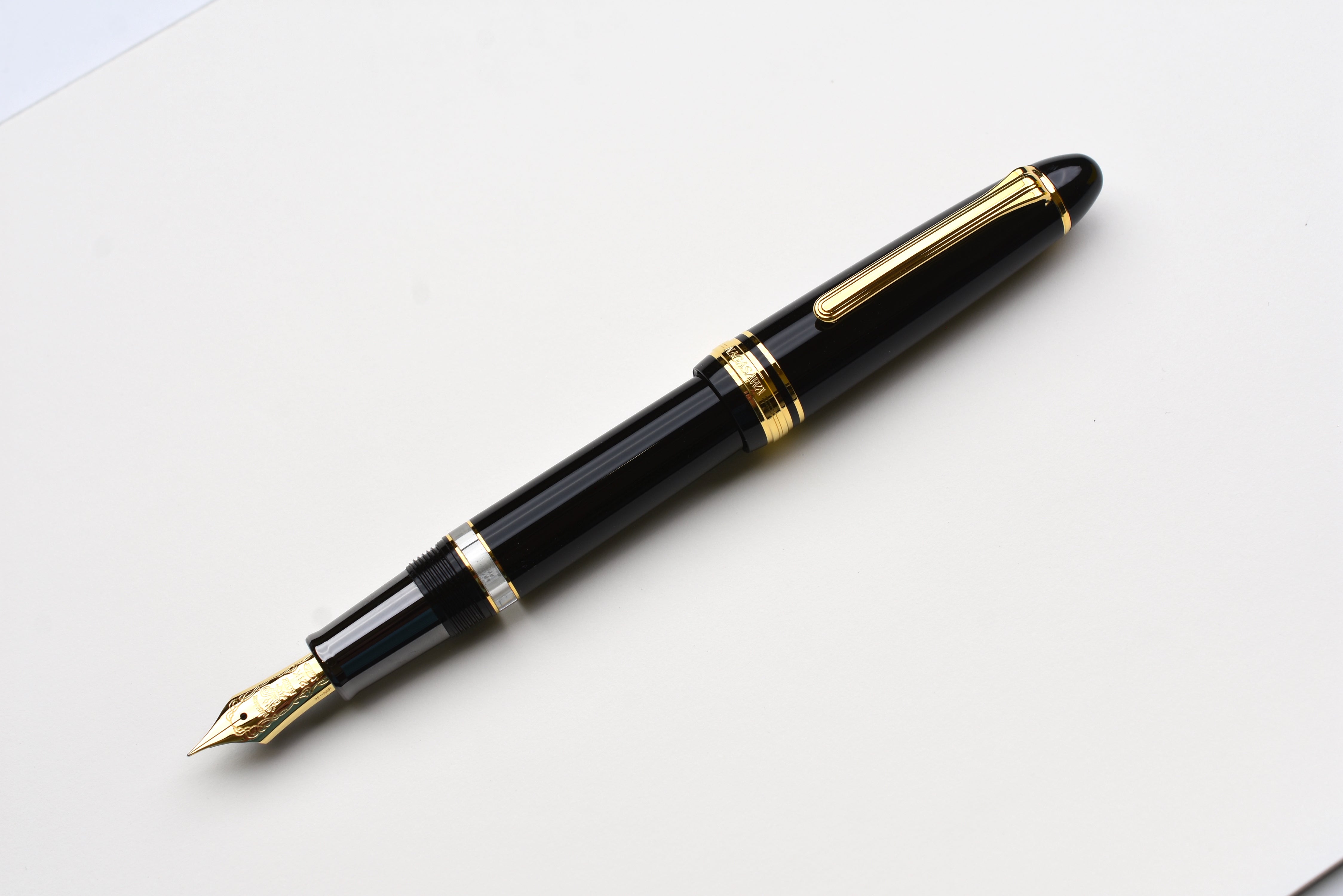 Nagasawa Original Large Piston Fountain Pen FL - Black/Gold