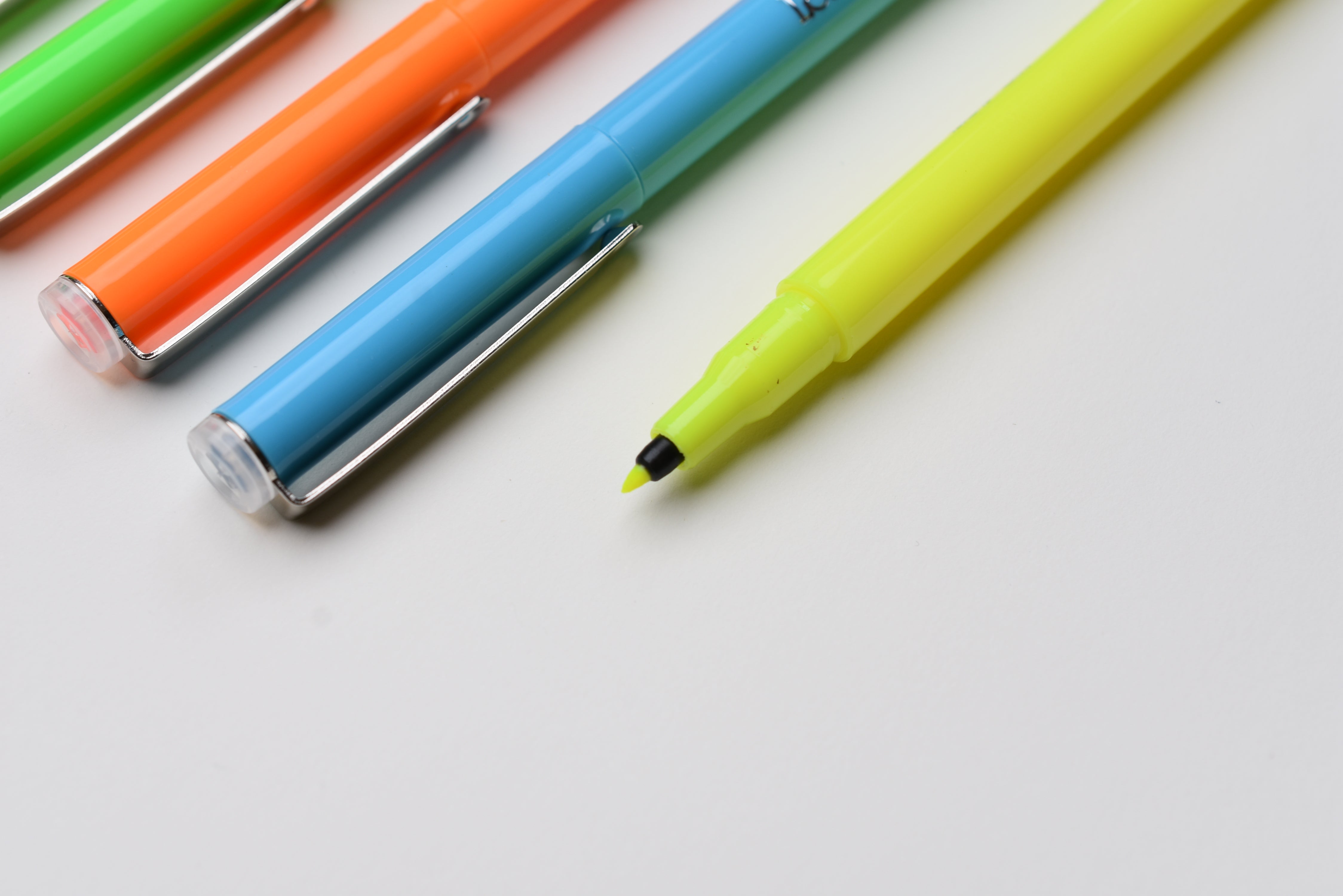 Marvy Le Pen Flex Brush Pen - Neon