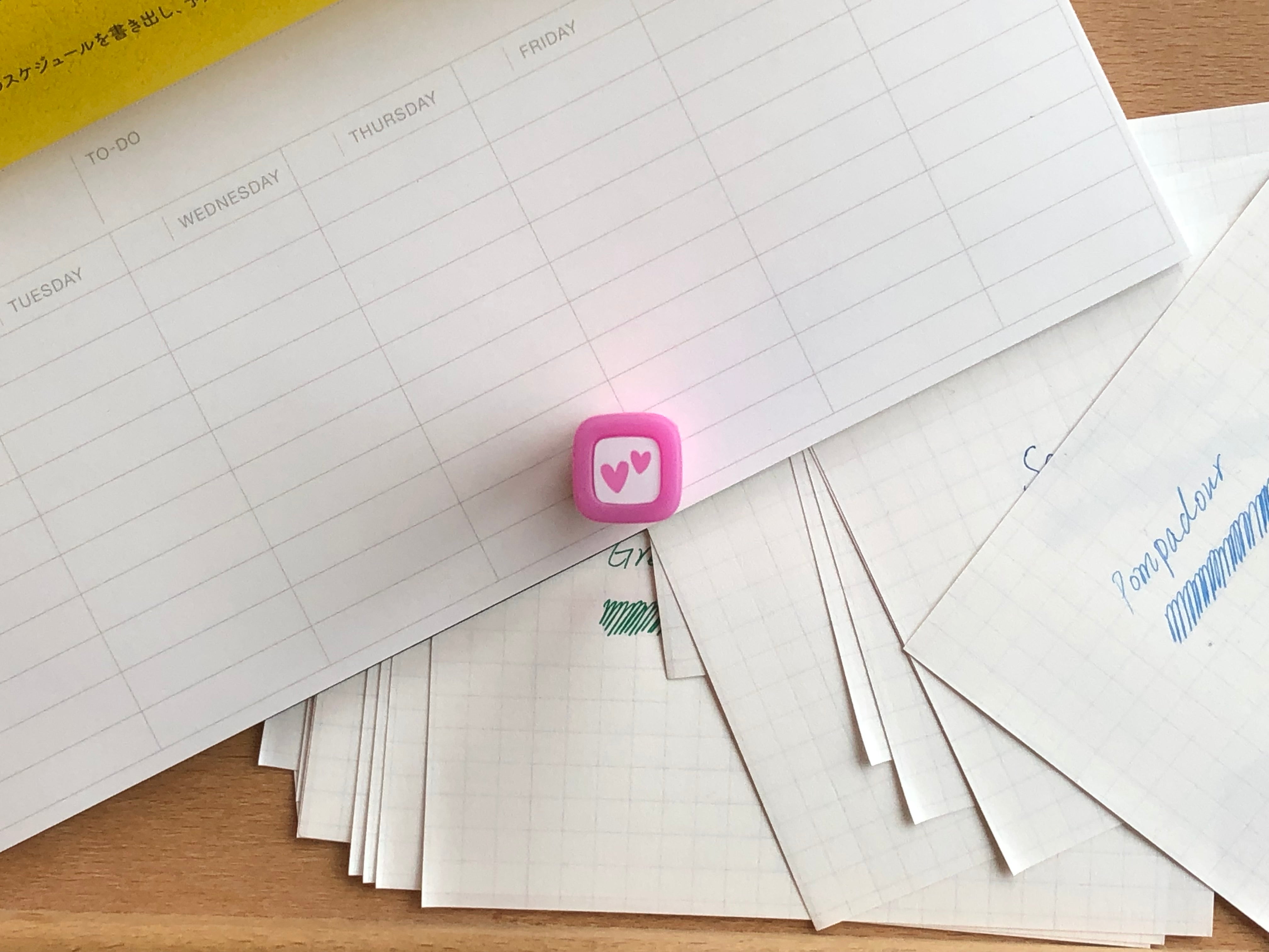 FriXion Erasable Stamp - Pink - Hearts